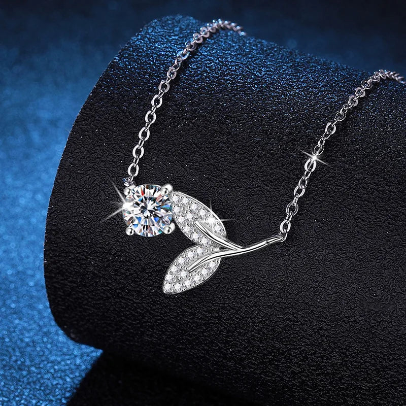 Women's Moissanite Necklace fine Original 925 Sterling Silver Jewelry leaf D color 1ct Moissanite Diamond Necklace for Women